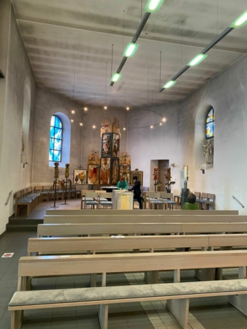 Kath-Kirche-Taufbrunnen